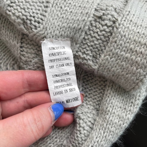 Monoreno Gray Long Sleeve Button Cozy Comfy Cardigan Sweater Size Small - Picture 5 of 11